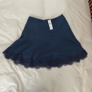 NWT Ann Taylor blue skirt with lace & lined. Sz 6